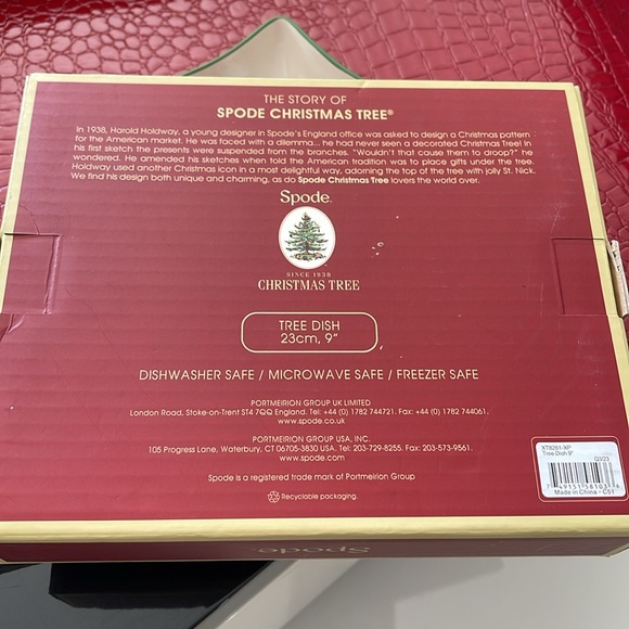 Spode Bone/Green/Yellow Multi Color "Christmas Tree" 9" Chtistmas Tree Dish - Picture 6 of 7